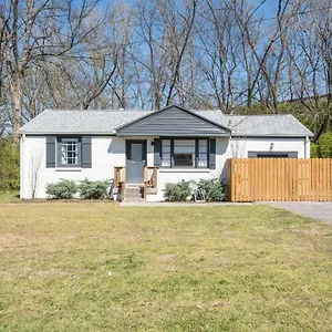 Holiday home The Titan - Pet-friendly, Nashville